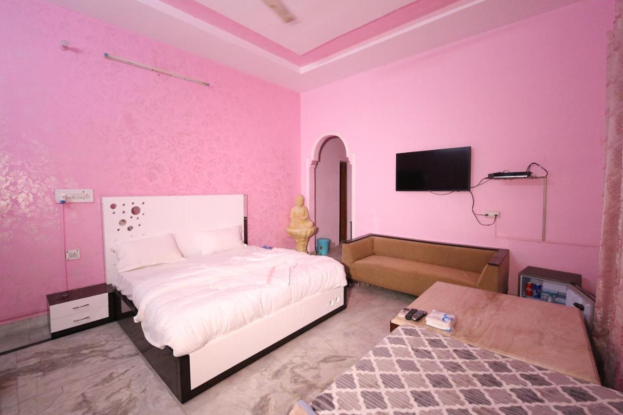 The Karnal Resort Exterior photo